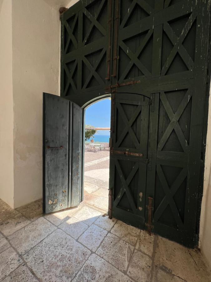 Villa In Gargano - Villa Basso Monte SantʼAngelo Exterior foto